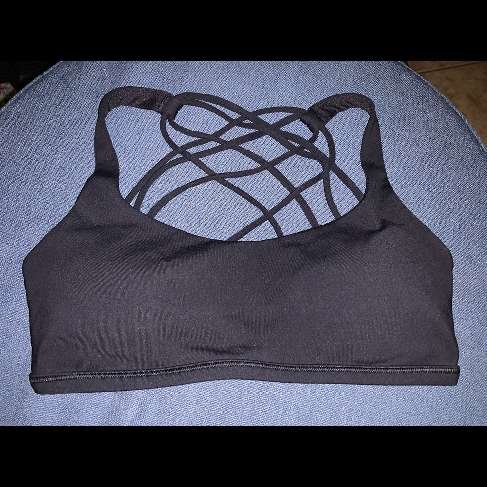 Lululemon Free To Be Sports Bra